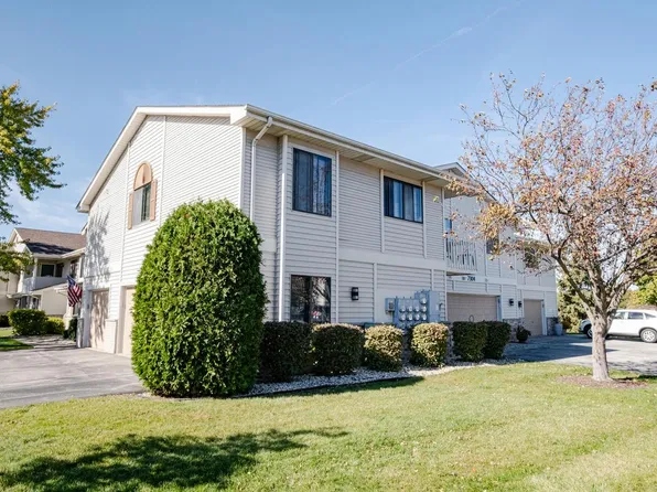 7304 98th AVENUE #H, Kenosha, WI 53142