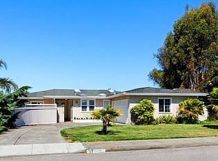17 Montego Ky, Novato, CA 94949