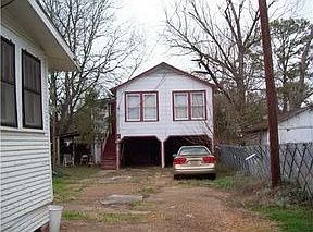 5th image of 608 S Holly St