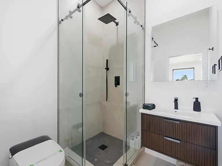 1308 Avocado Isle — Photo 42
