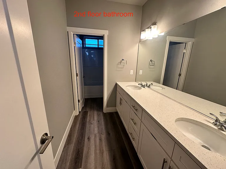 2nd floor bathroom