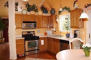 5th image of 4135 Larkspur Ln