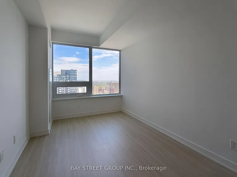 8 Wellesley St E #3910 — Photo 19