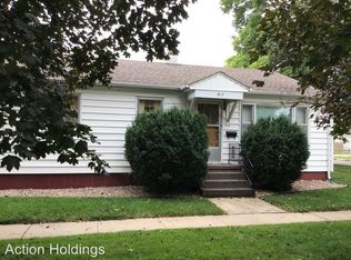 219 W 15th St, Grand Island, NE 68801