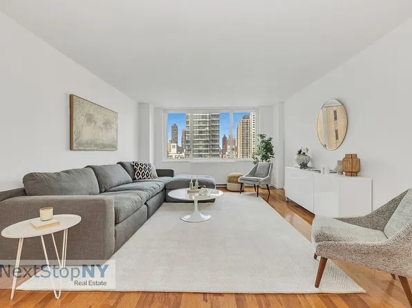 245 E 54th St APT 21F, New York, NY 10022