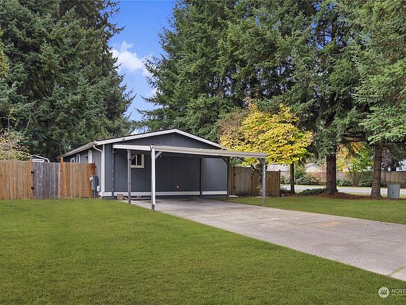 3rd image of 6742 5th Court SE