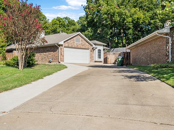 2nd image of 5122 Grand Villa Ln