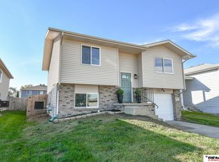 2825 W Arlington St, Lincoln, NE 68522