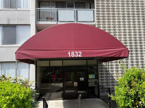 1832 Metzerott Rd APT 402, Adelphi, MD 20783