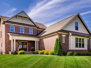 1077 Champions Cir, Simpsonville, KY 40067
