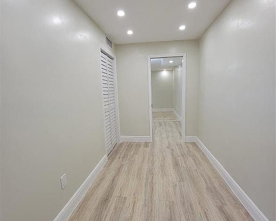 5th image of 9371 Fontainebleau Blvd APT I102
