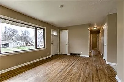 6016 North 47th Street - 1 — Photo 3
