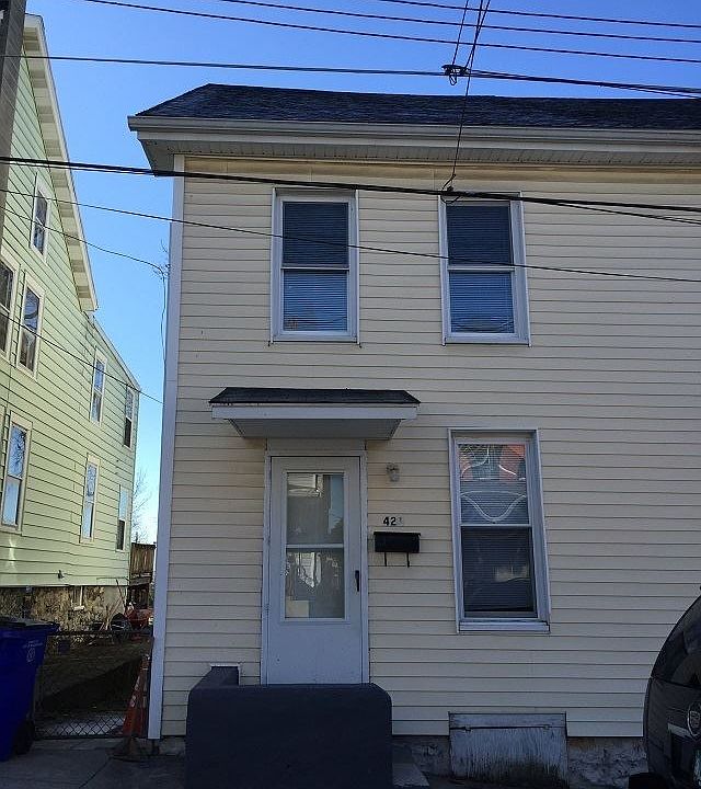 1st image of 421 Freemont St #423
