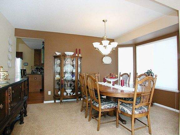 5th image of 9370 Royal Melbourne Cir