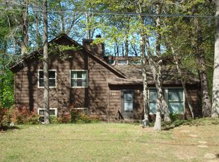 11 Cathy Dr, Newport News, VA 23608