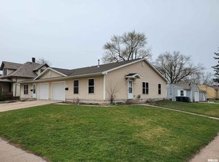 502 Concord St, Davenport, IA 52802