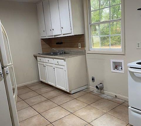 5th image of 4036 Wilkes St