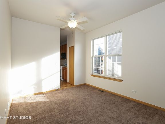 4th image of 9874 Bedford Dr