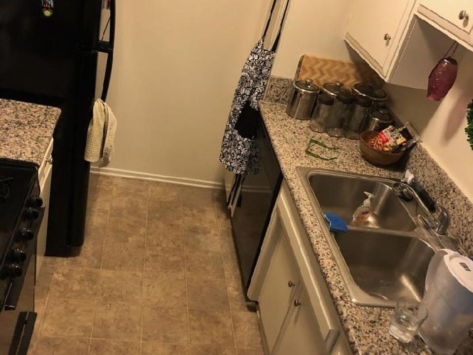 1st image of 447 W Elk Ave APT 7