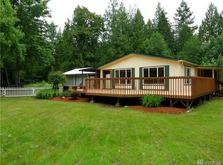 70 E Baker Ct, Belfair, WA 98528