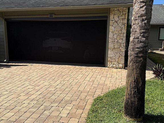 3rd image of 187 Deer Lake Cir