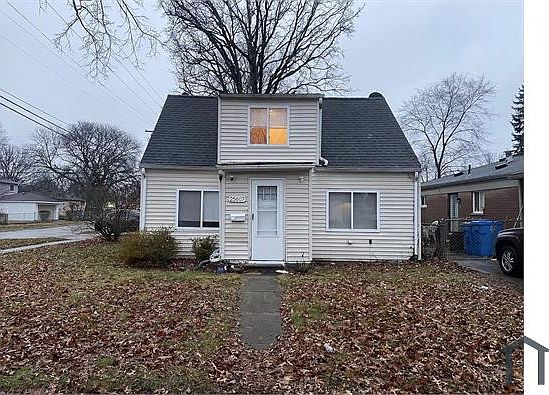 1st image of 25607 McDonald St