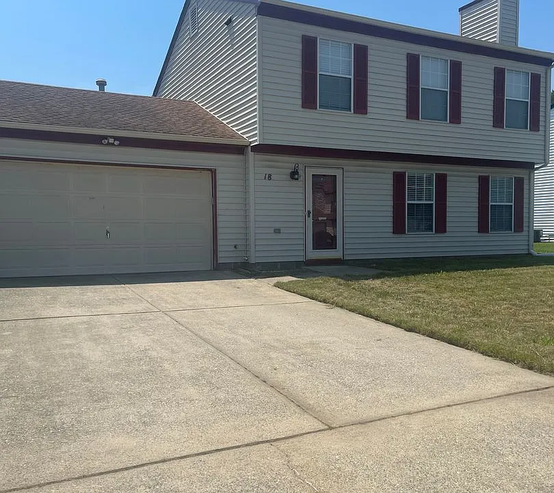 18 Harrogate Ln