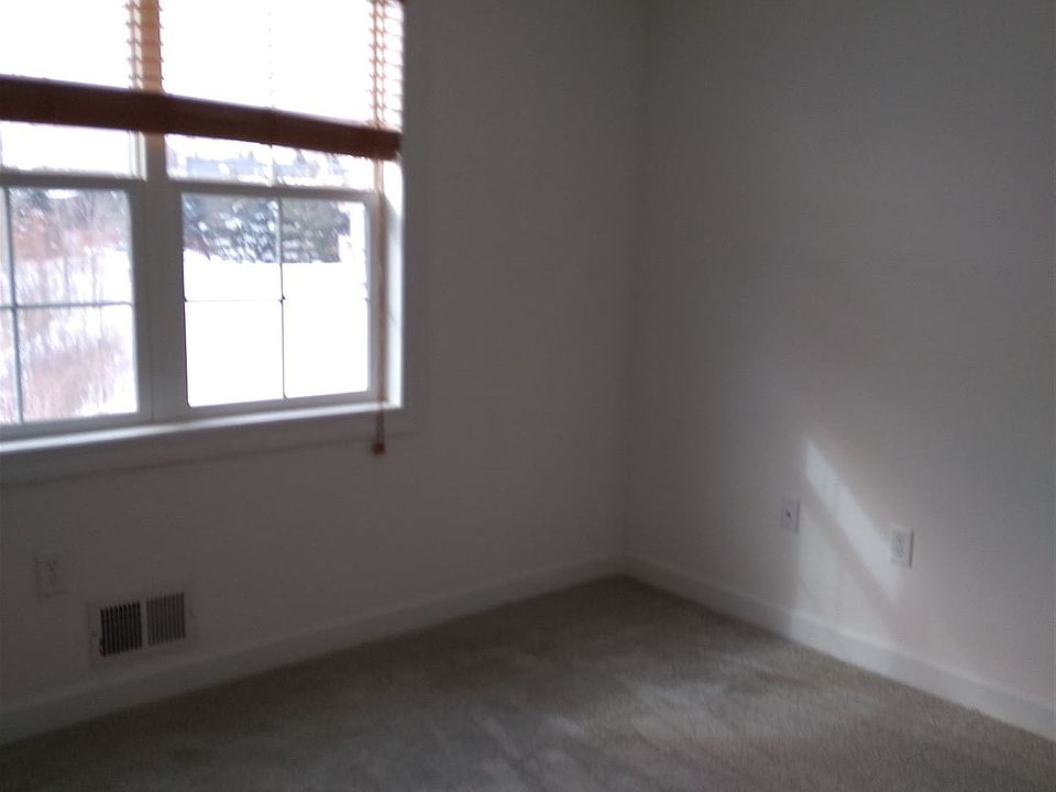 Woodland Hills Condominiums 1128 Apartment Rentals Waukesha, WI Zillow