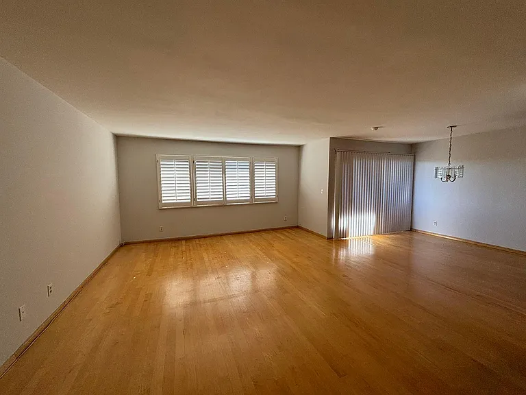 120 S Sierra Madre Blvd #302 — Photo 8