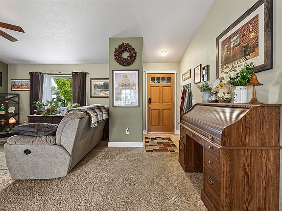 5th image of 5167 Pertile Ln