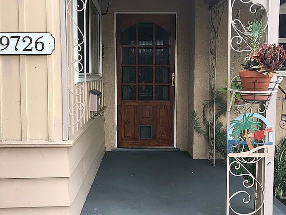 2nd image of 9726 Saloma Ave