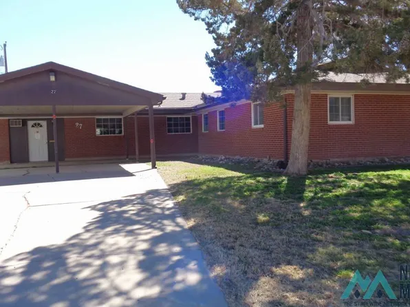 27 Forest Dr, Roswell, NM 88203
