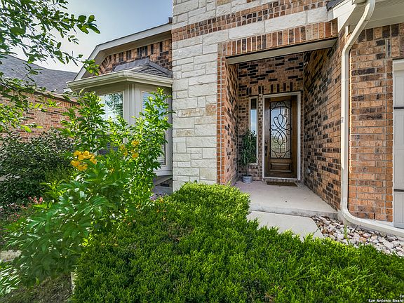 3rd image of 5511 GYPSY WAY