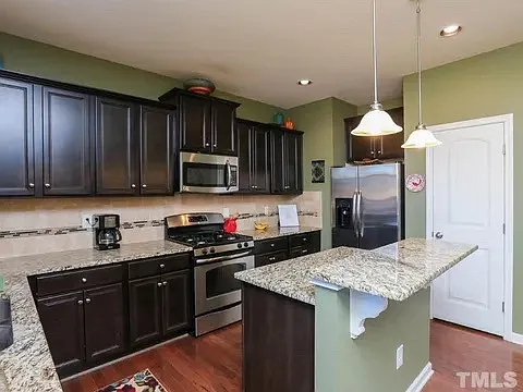 54 Genoa Ln — Photo 5