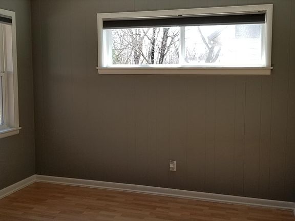 3rd image of 1134 S Washington Ave #B