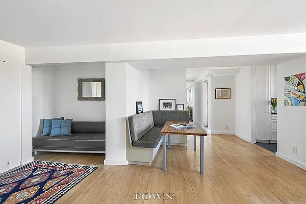 Sold by Town Residential | media 9