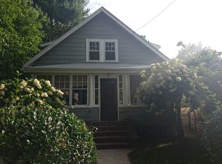 35 Newfield St, West Roxbury, MA 02132