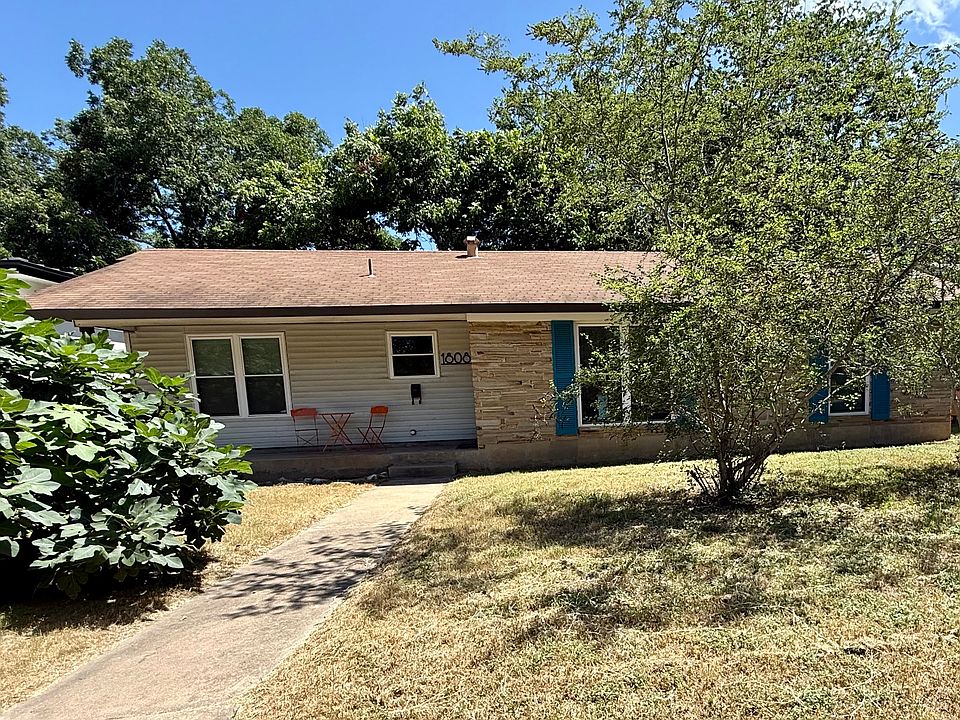 This charming home is on a quiet street yet within walking distance to South Lamar. A quick scooter ride to downtown!