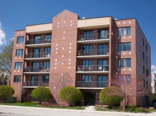 6340 Capulina Ave APT 5B, Morton Grove, IL 60053