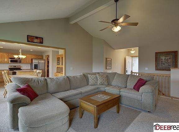 3rd image of 13604 Camden Ave