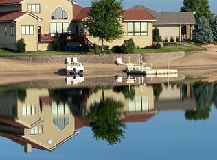 28001 Heron Cir, Valley, NE 68064