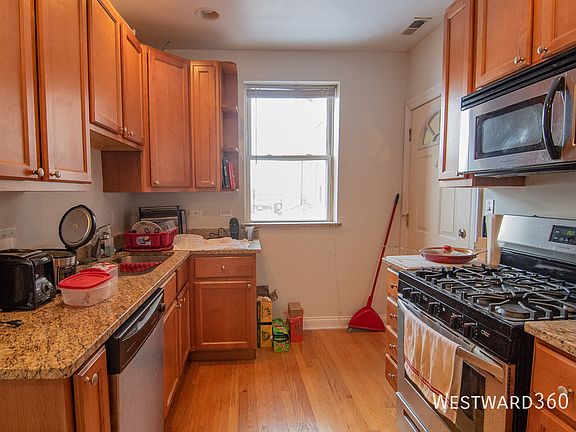 3rd image of 4402 W Parker Ave #1