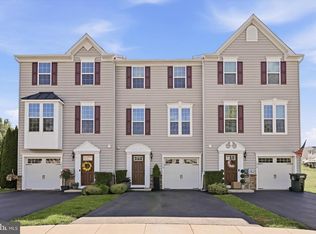 1840 Honeysuckle Ct, Downingtown, PA 19335