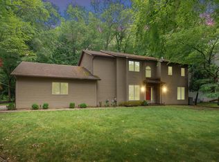 2963 Brynmawr Dr, Portage, MI 49024