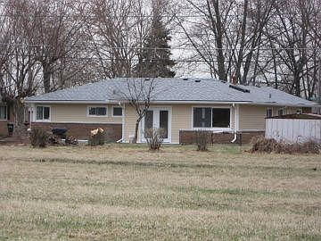 3rd image of 8 Westwood Ct