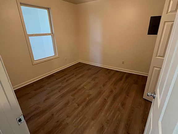 4th image of 4090 Huron St #5