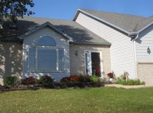 3214 Prairie Rd, Madison, WI 53719