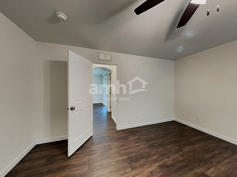 9963 W Rustica St — Photo 9