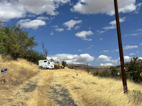 0 S Highway 197, Maupin, OR 97037