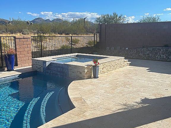 3rd image of 14246 N Silverleaf Ln